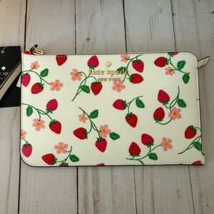 Kate Spade Strawberry Vine Cream Wristlet